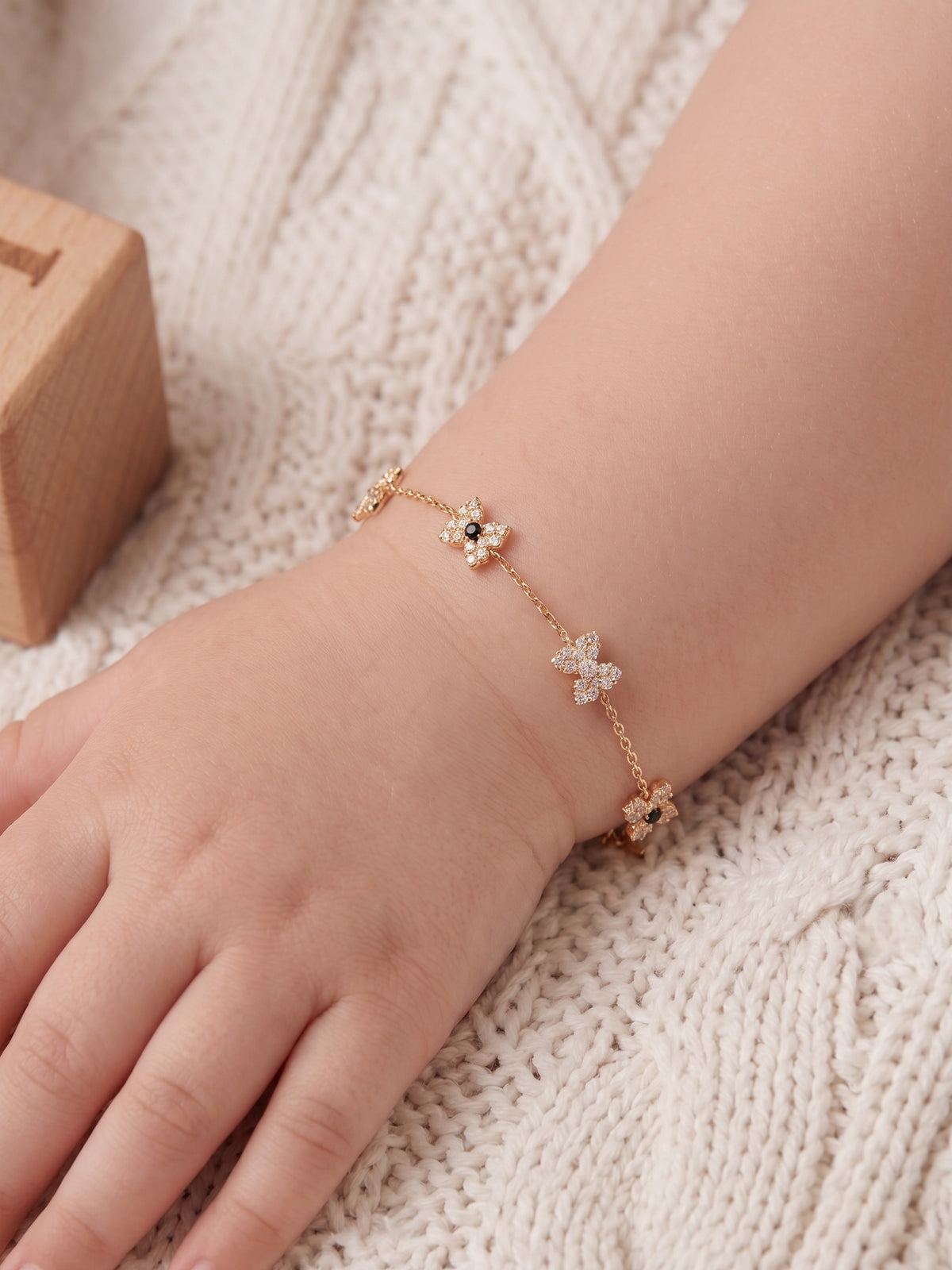 14K Solid Gold Ribbon Children's Bracelet